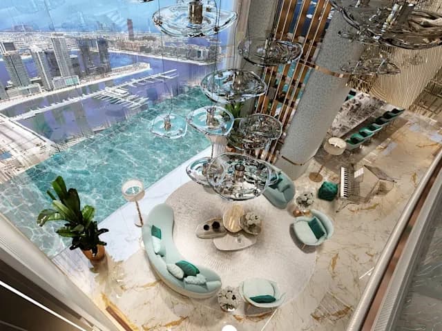 BAY BY CAVALLI gallery image 4
