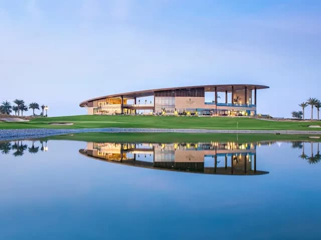 GOLF GREENS gallery image 5