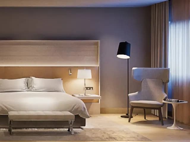 RADISSON DUBAI gallery image 8